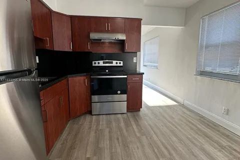 1219 N 20th Ave # 1219, Hollywood FL 33020