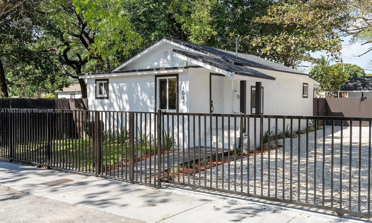 1045 NW 55th Ter # 1, Miami FL 33127