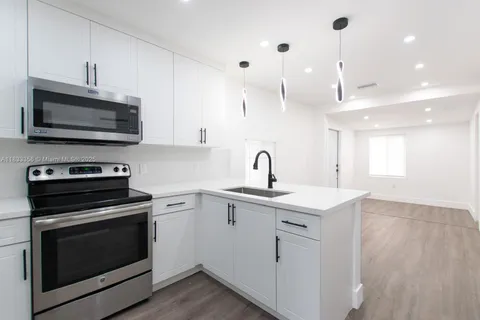 1045 NW 55th Ter # 1, Miami FL 33127
