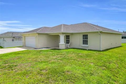 2812 Nelson, Cape Coral FL 33993