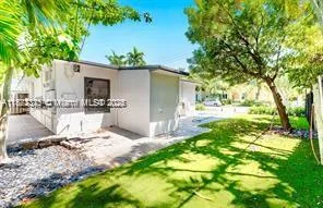 1615 NE 9th St # 1, Fort Lauderdale FL 33304