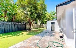 1615 NE 9th St # 1, Fort Lauderdale FL 33304