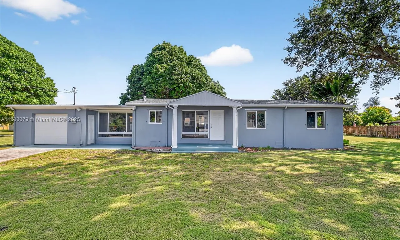 4061 Nova Ln, Lake Worth FL 33462
