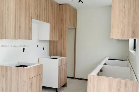 1001 Indiana Ave # 1, Fort Lauderdale FL 33312