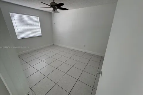 921 W 80th Pl # 921, Hialeah FL 33014