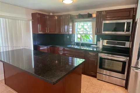 2255 SW 26th St # 1, Miami FL 33133