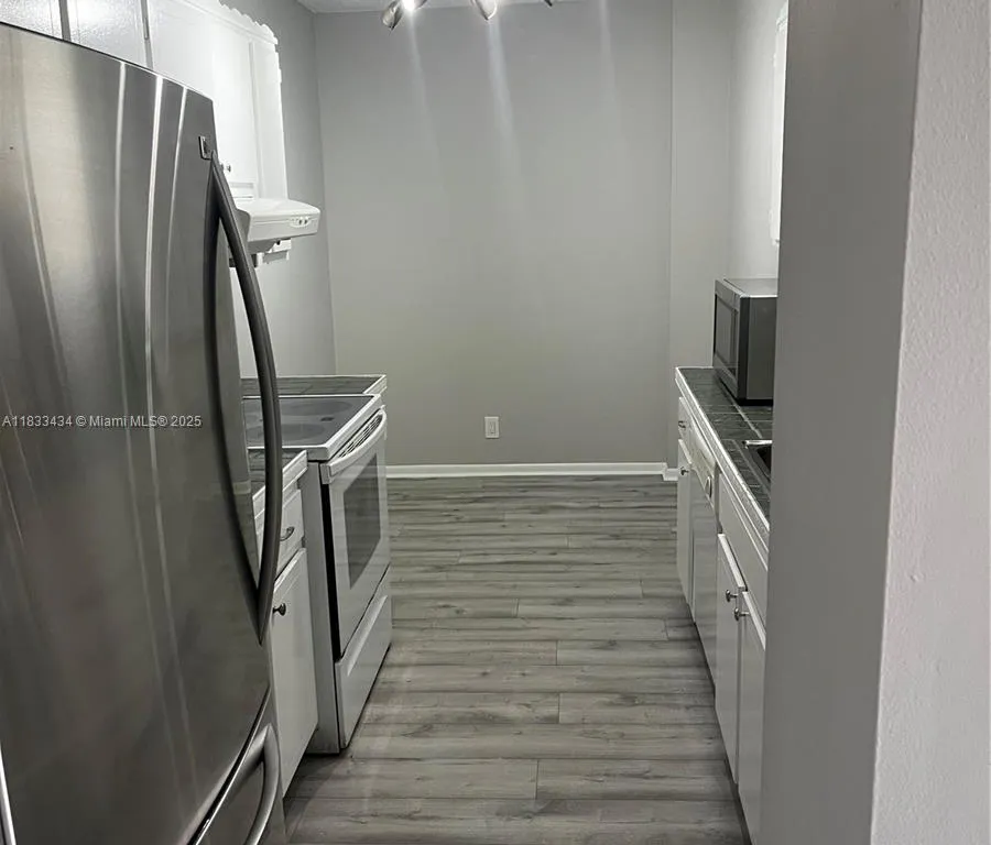 4200 Hillcrest Dr # 505, Hollywood FL 33021