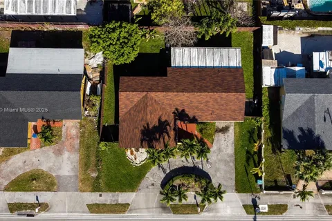 6525 SW 107th Ave, Miami FL 33173