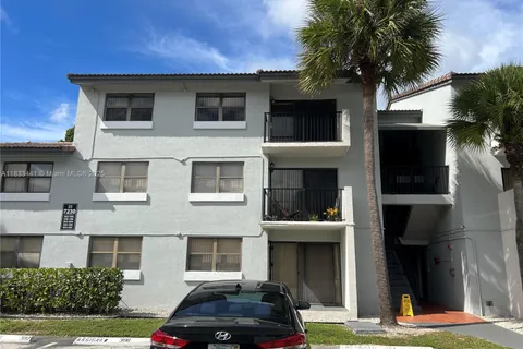 7090 NW 179th St # 308, Hialeah FL 33015