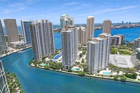 801 Brickell Key Blvd # 2210, Miami FL 33131