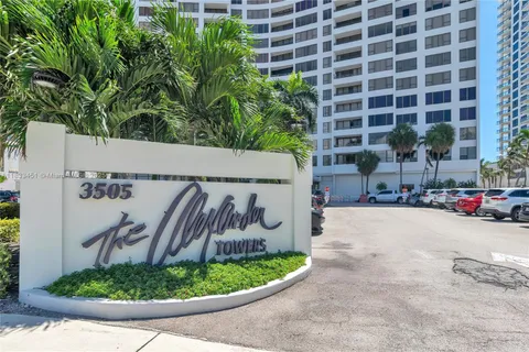 3505 S Ocean Dr # 208, Hollywood FL 33019
