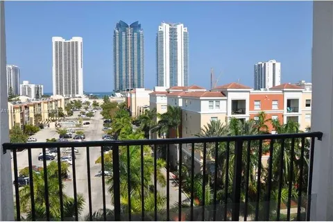 17100 N Bay Rd # 1816, Sunny Isles Beach FL 33160