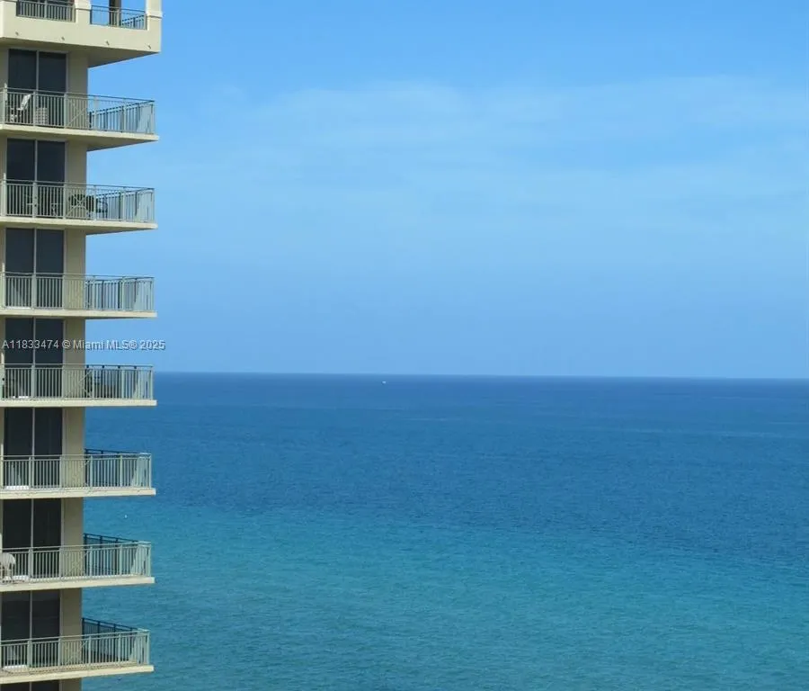 3140 S Ocean Dr # 1207, Hallandale Beach FL 33009
