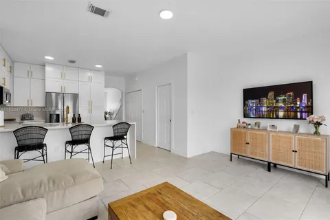 8242 NW 107th Ct # 12, Doral FL 33178