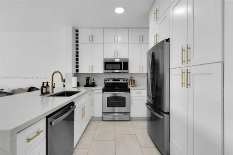 8242 NW 107th Ct # 12, Doral FL 33178