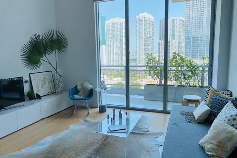 690 SW 1st Ct # 1906, Miami FL 33130