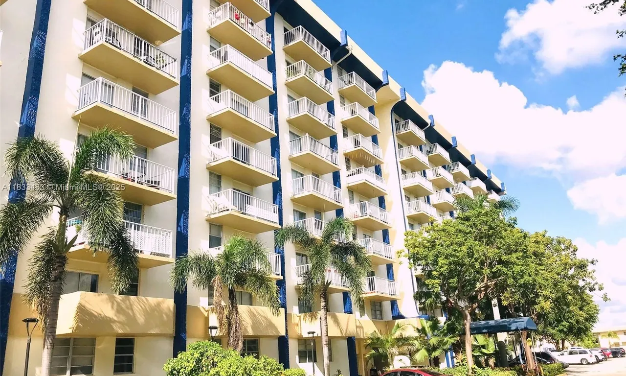 801 NW 47th Ave # 315W, Miami FL 33126