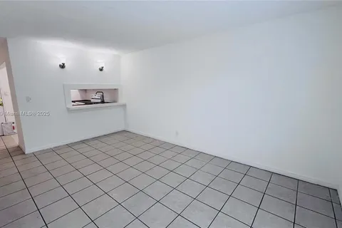 801 NW 47th Ave # 315W, Miami FL 33126