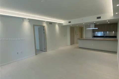 1000 Brickell Plaza # 2707, Miami FL 33131