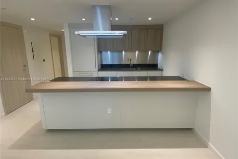 1000 Brickell Plaza # 2707, Miami FL 33131