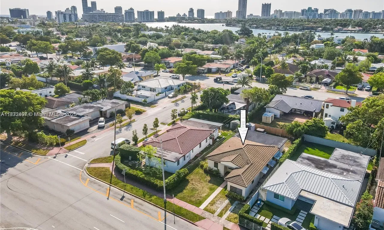 1510 Normandy Dr # 1, Miami Beach FL 33141