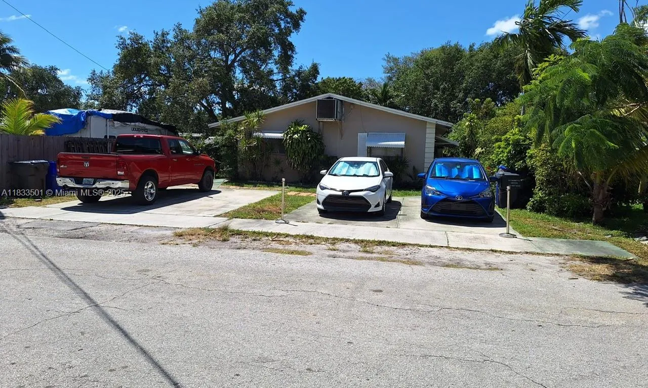 2610 Hayes St # 1, Hollywood FL 33020