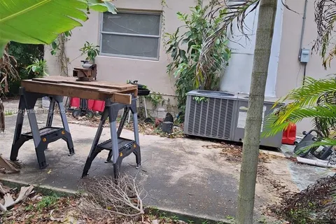 2610 Hayes St # 1, Hollywood FL 33020