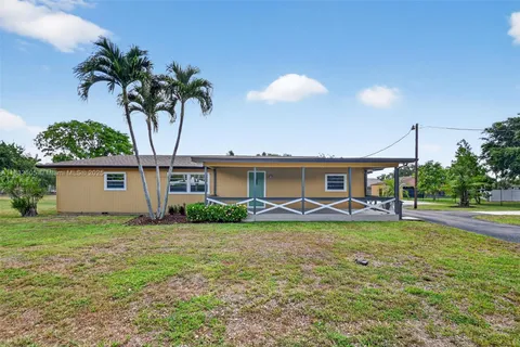 4141 Nova Ln, Lake Worth FL 33462