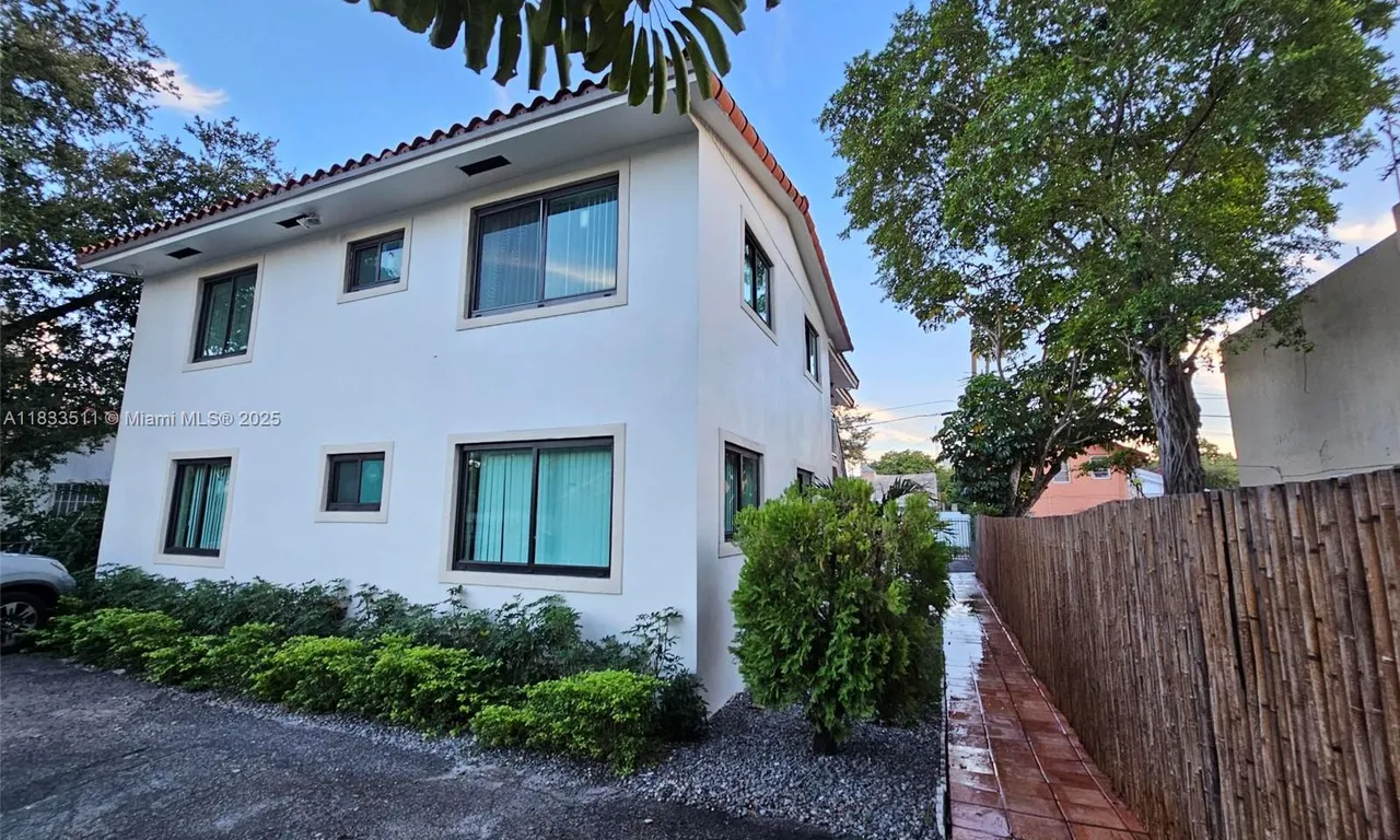 46 NW 35th St # 2, Miami FL 33127