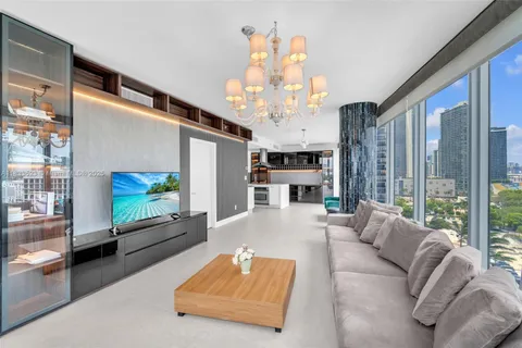 601 NE 36th St # 1101, Miami FL 33137