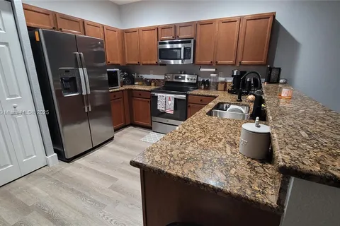 11552 SW 151st Ave, Miami FL 33196