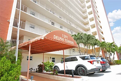 1391 S Ocean Blvd # 704, Pompano Beach FL 33062