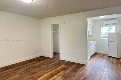 1821 Thomas St # 2, Hollywood FL 33020