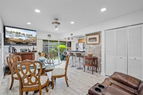 11914 SW 125th Pl, Miami FL 33186