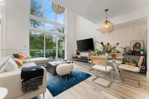 455 NE 39th St # 105, Miami FL 33137