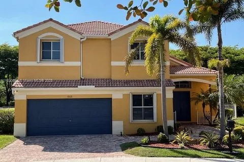4008 Staghorn Ln, Weston FL 33331