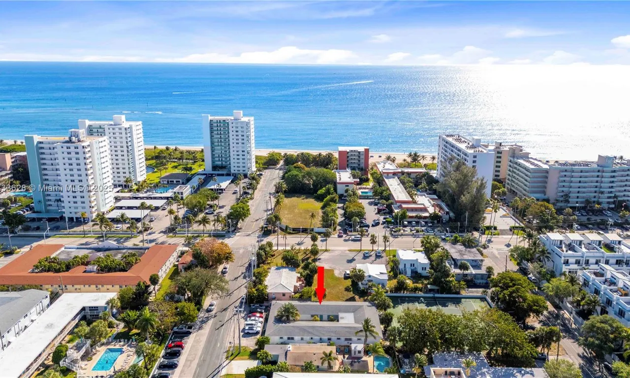 3240 NE 16th St # 3, Pompano Beach FL 33062