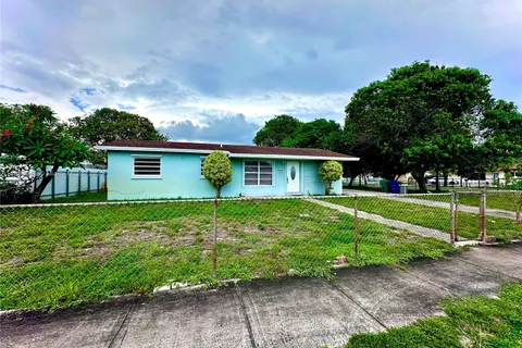 17210 NW 50th Ct # 1, Miami Gardens FL 33055