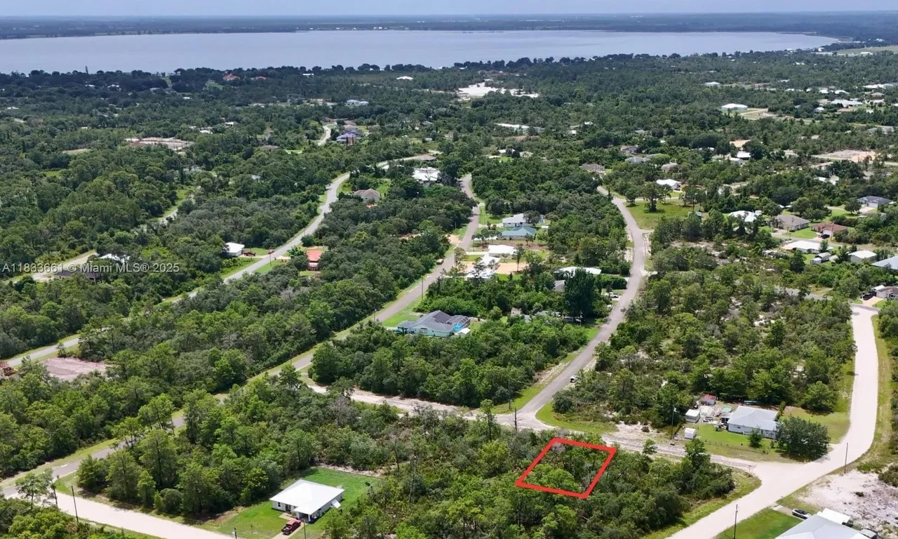 102 EDISON ROAD NE, Lake Placid FL 33852