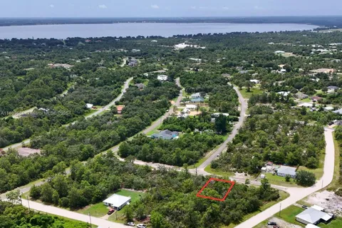 102 EDISON ROAD NE, Lake Placid FL 33852