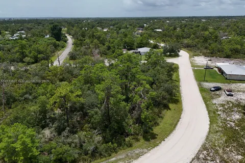 102 EDISON ROAD NE, Lake Placid FL 33852