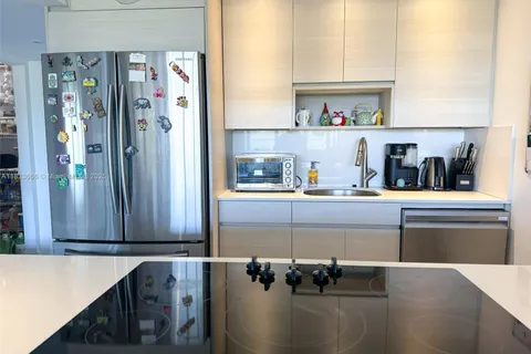 2771 Taft St # 412, Hollywood FL 33020