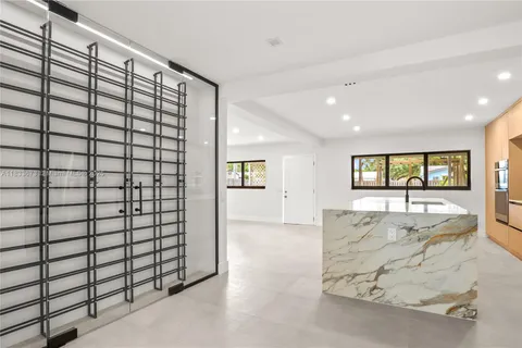 3336 W Park Rd, Hollywood FL 33021