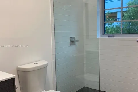 1201 Pennsylvania Ave # 106, Miami Beach FL 33139