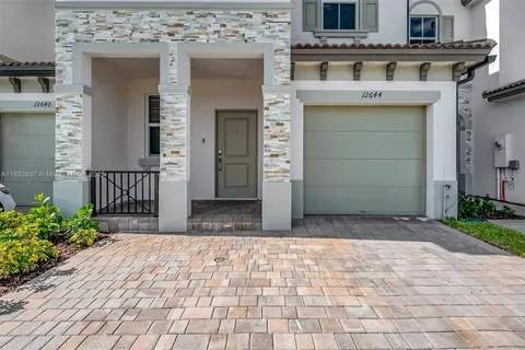 12644 NW 22nd Pl # 12644, Miami FL 33167