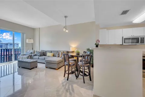 10 Aragon Ave # 1502, Coral Gables FL 33134