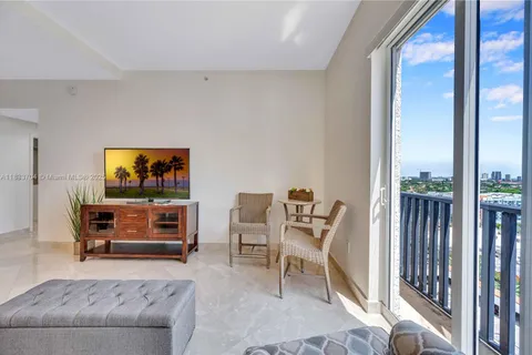 10 Aragon Ave # 1502, Coral Gables FL 33134