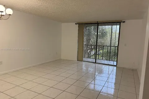 8400 SW 133 RD AV # 317, Miami FL 33183