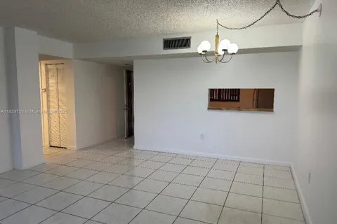 8400 SW 133 RD AV # 317, Miami FL 33183