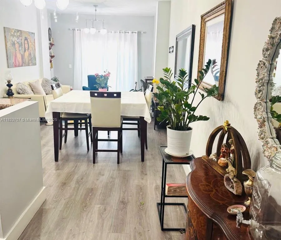 5271 SW 8th St # 415, Miami FL 33134